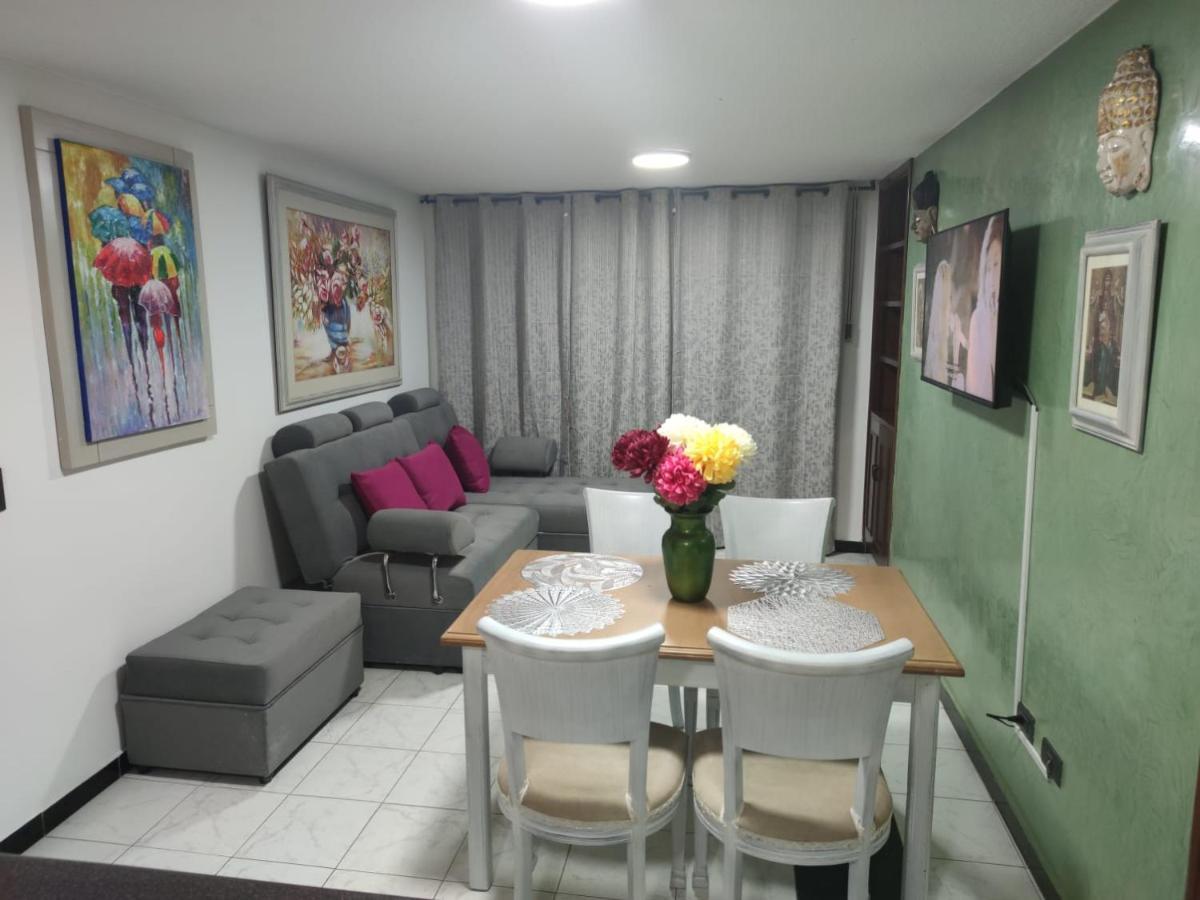 406 Apartaestudio Portal de Cádiz , exclusivo y central, con parqueadero Capacidad 4 personas Apartamento Ibagué Exterior foto